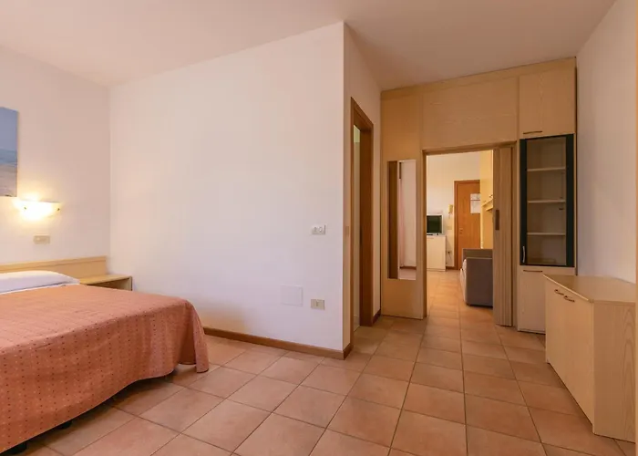 Piccolo Aparthotel 4*