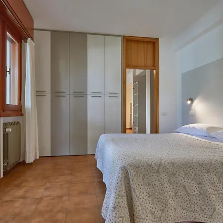 Piccolo Aparthotel 4*